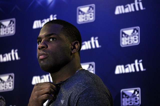 内困难群体 内困难群体